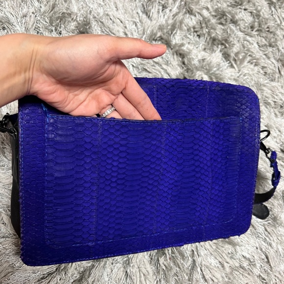 100% Authentic Python Elisabeth Weinstock Crossbody Bag - Picture 4 of 8